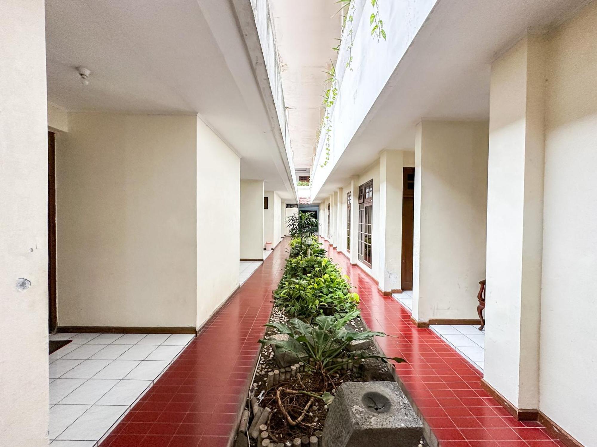 Hotel Dewi Sri Redpartner