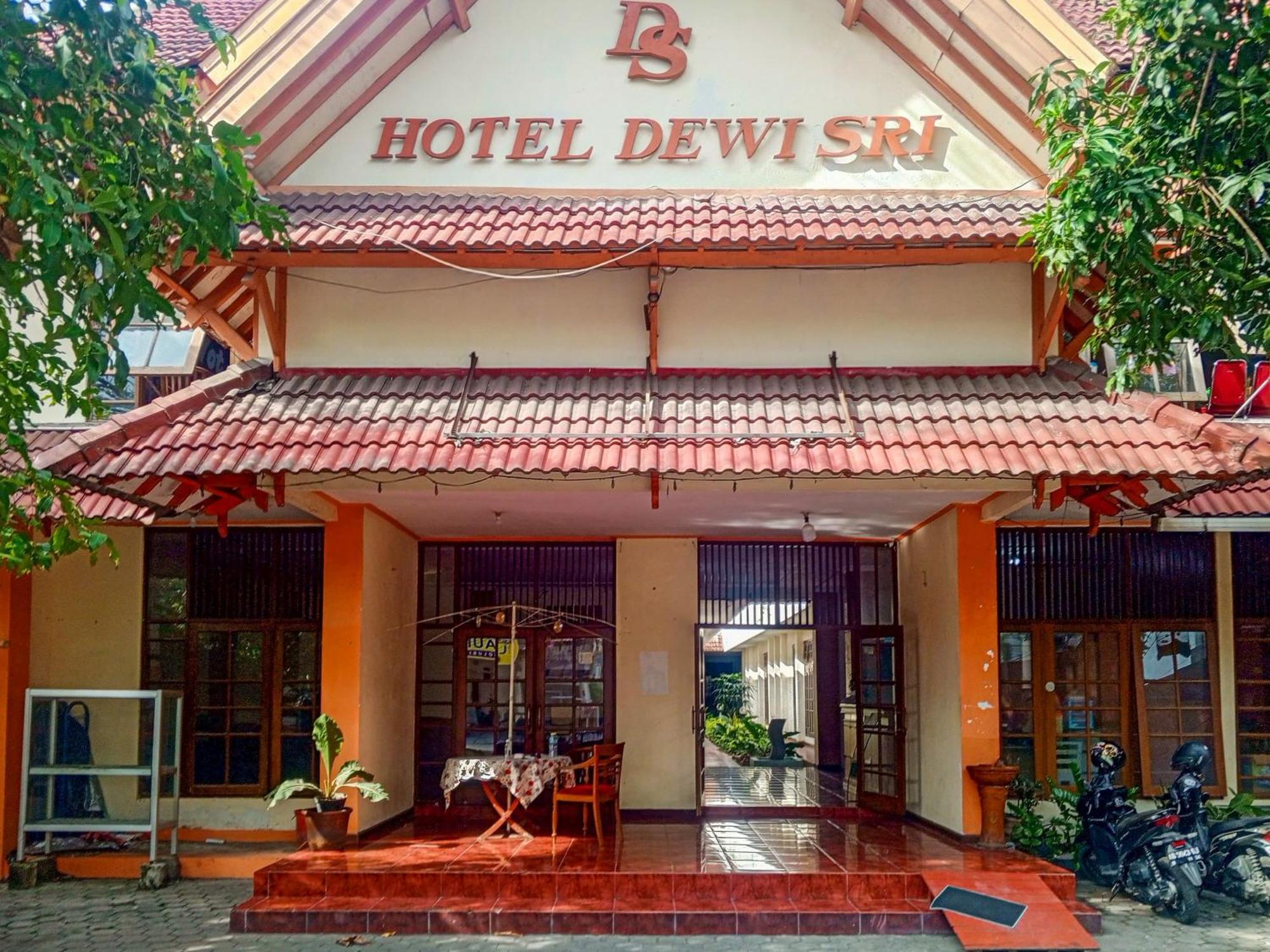 Dewi Sri Redpartner 2*
